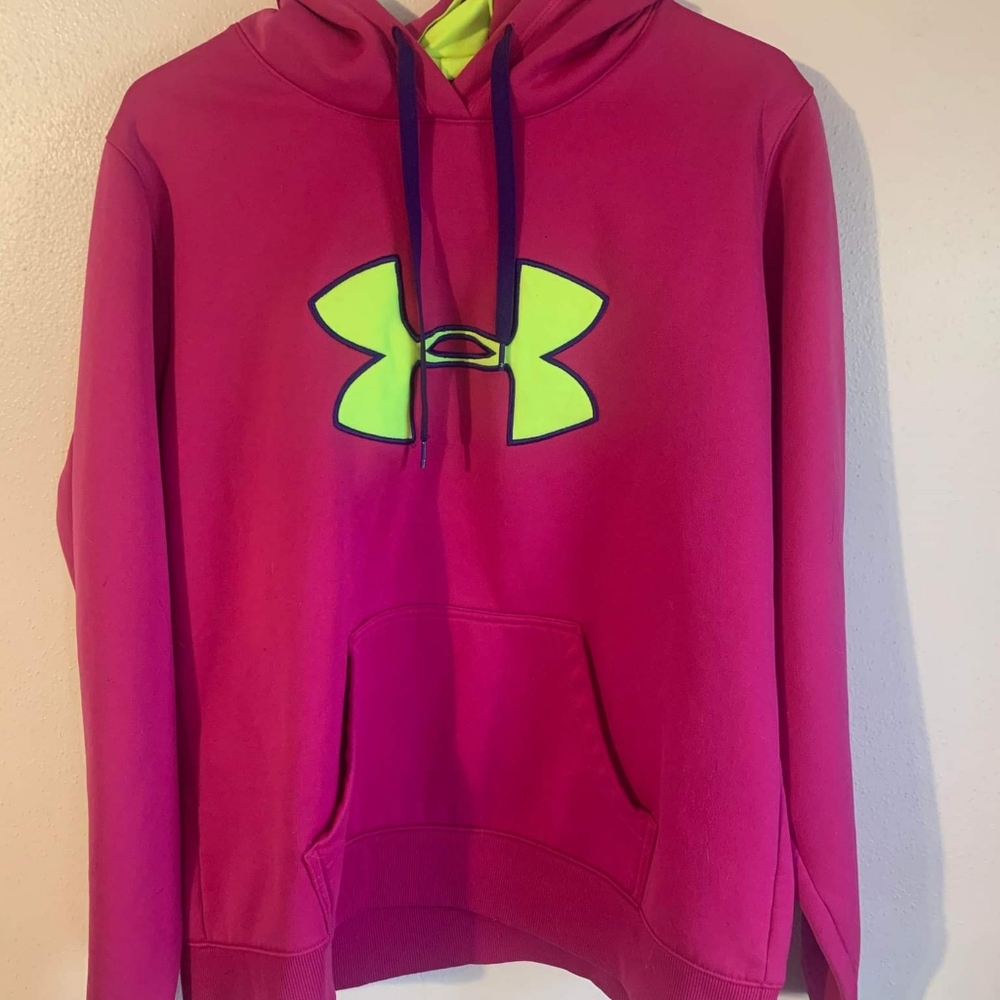Womens Under Armour hooded sweatshirt